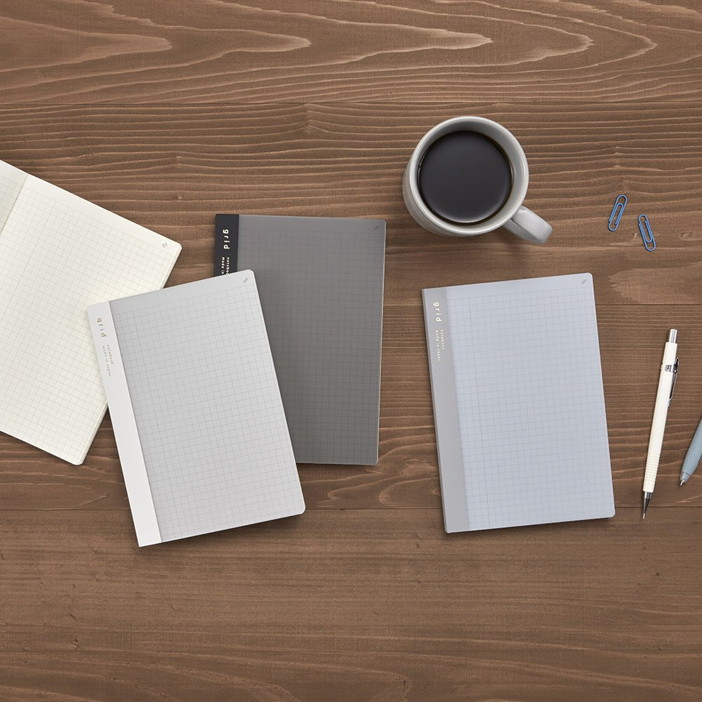 isshoni. Index & Page Numbers Notebook - 5 mm grid - B5 - 2022 Good Design Award Winner - DAIGO isshoni R1787 - IRO