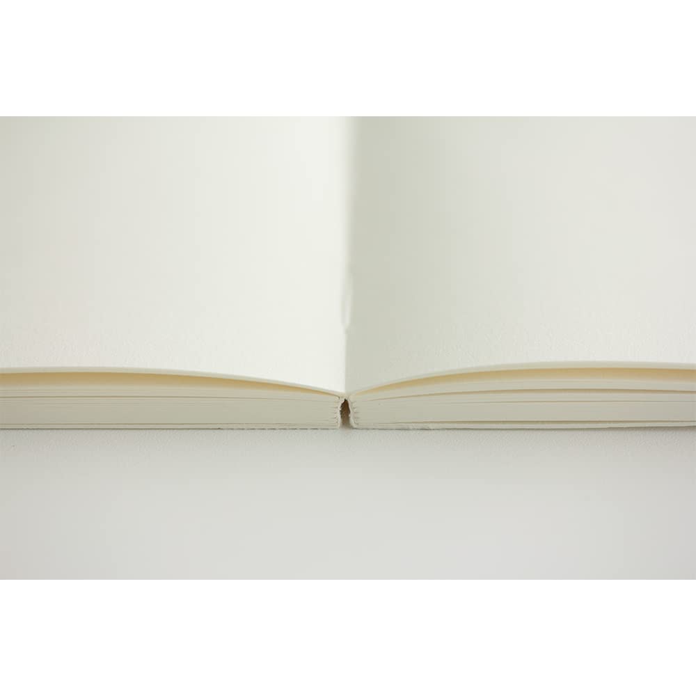 Midori MD Notebook - Blank - A5 - MIDORI 15293006 - IRO